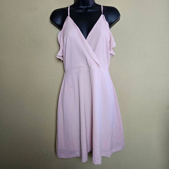 Dee Elly Strappy Dress - Picture 2 of 9